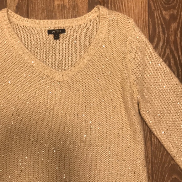 Sequin Sweater - Picture 1 of 4